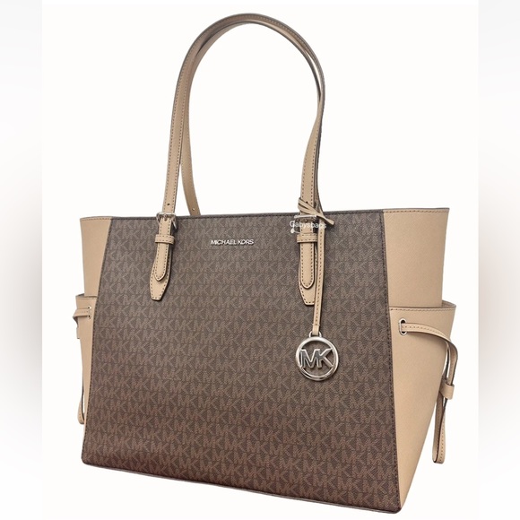 Michael Kors Gilly Large Jet Set Travel Drawstring Tote Camel Brown MK Signature - Picture 5 of 9